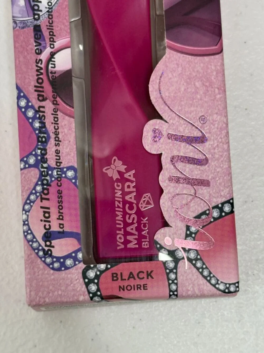 Ioni Black Volumizing Mascara Fashionista New